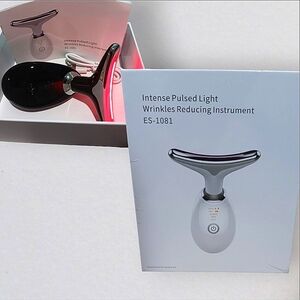 Skincare Red Light Device ✨️